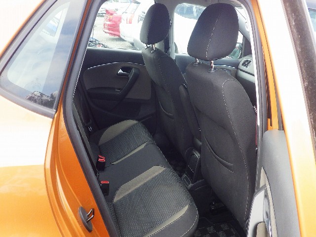VOLKSWAGEN POLO 2017 Image 42