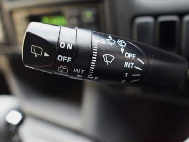 MAZDA BONGO FRIENDEE 2005 Image 50