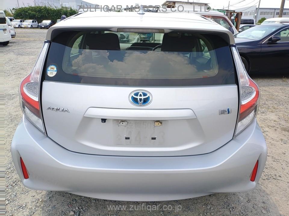TOYOTA AQUA 2021 Image 3