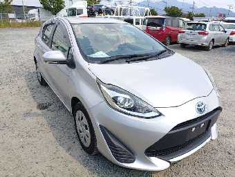 TOYOTA AQUA 2021 Image 6