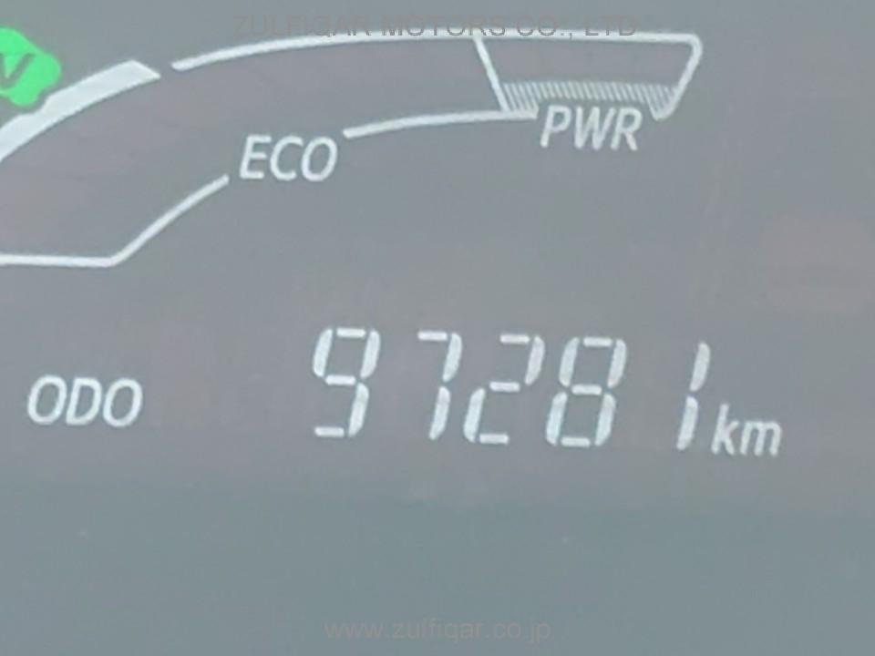 TOYOTA AQUA 2021 Image 8