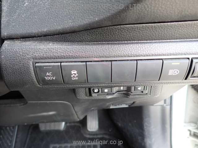 TOYOTA COROLLA TOURING 2020 Image 8