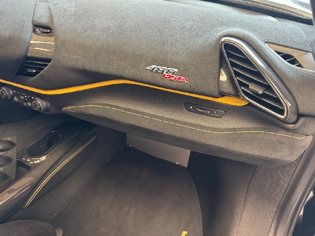 FERRARI 488 PISTA 2021 Image 39