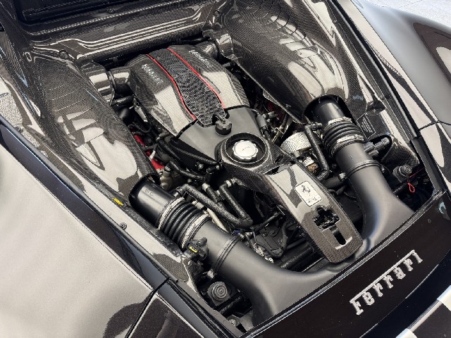 FERRARI 488 PISTA 2021 Image 59