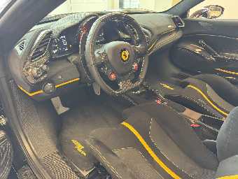 FERRARI 488 PISTA 2021 Image 9