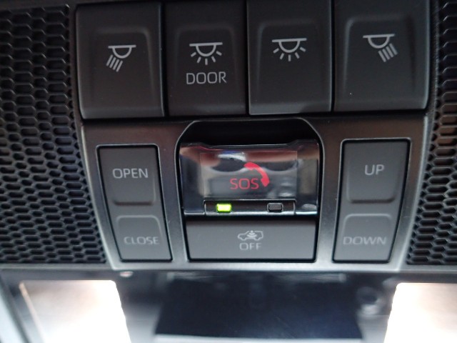 TOYOTA LAND CRUISER 2022 Image 34