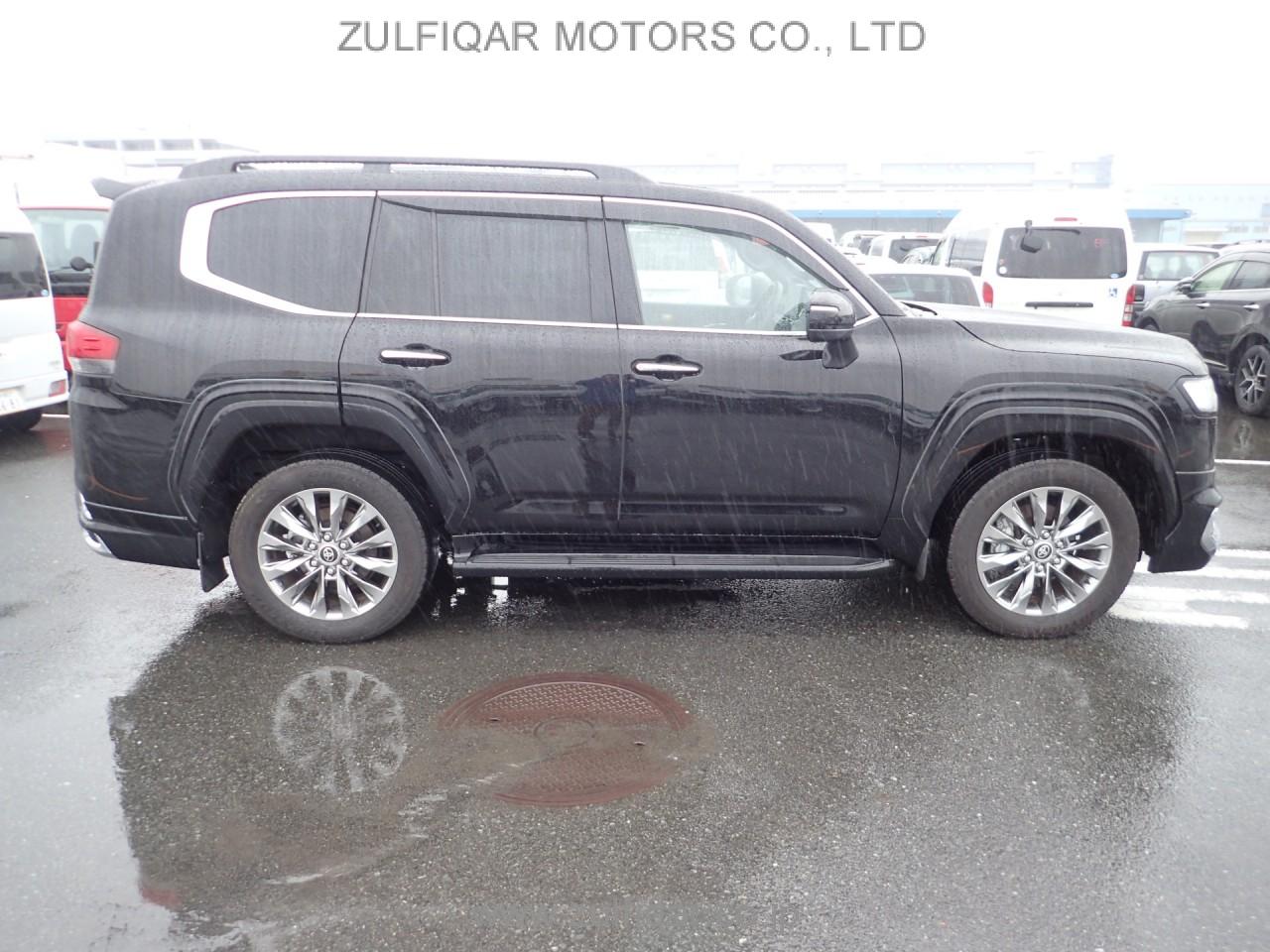 TOYOTA LAND CRUISER 2022 Image 6