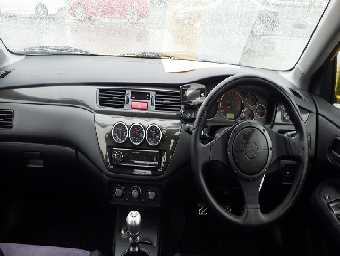 MITSUBISHI LANCER 2005 Image 5