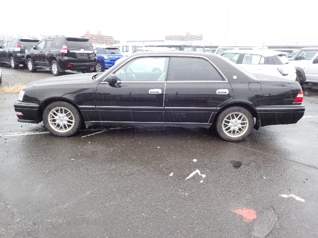 TOYOTA CROWN 1995 Image 19