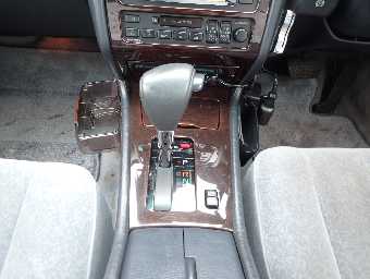 TOYOTA CROWN 1995 Image 21