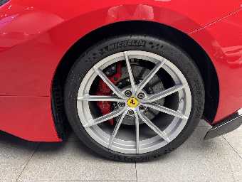 FERRARI 488 PISTA 2019 Image 23