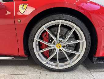 FERRARI 488 PISTA 2019 Image 25