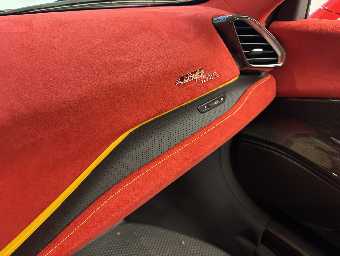FERRARI 488 PISTA 2019 Image 45
