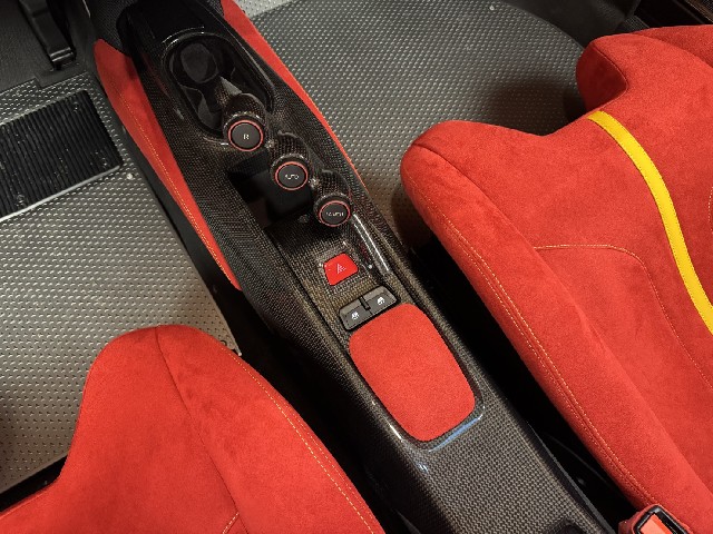 FERRARI 488 PISTA 2019 Image 52