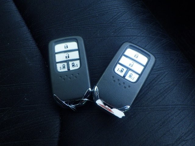 HONDA ODYSSEY HYBRID 2016 Image 26