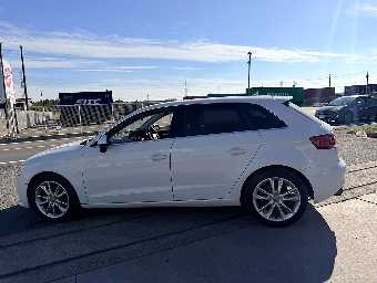 AUDI A3 2014 Image 8