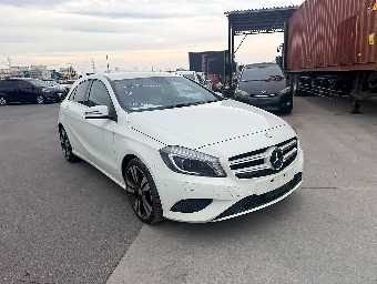 MERCEDES BENZ A CLASS 2014 Image 1