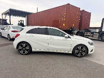 MERCEDES BENZ A CLASS 2014 Image 7