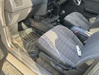 TOYOTA HILUX PICKUP 1997 Image 9