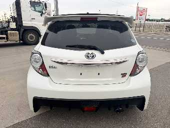 TOYOTA VITZ 2018 Image 6