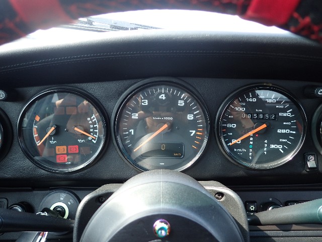 PORSCHE 911 1995 Image 24