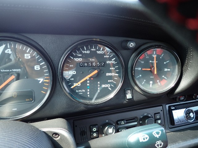 PORSCHE 911 1995 Image 26