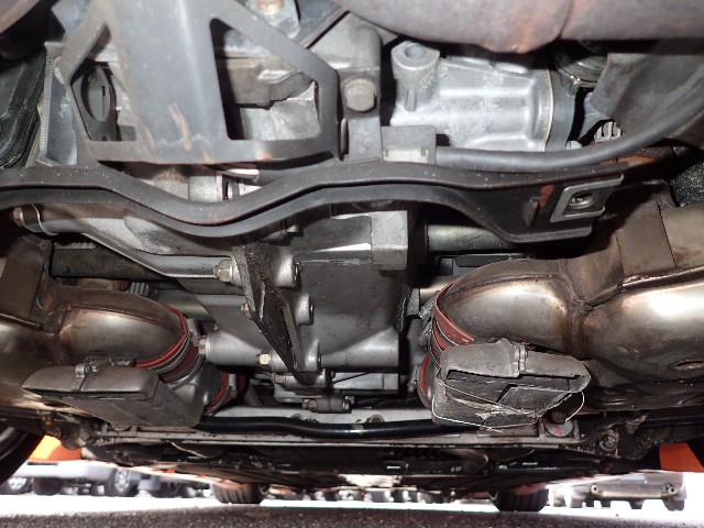PORSCHE 911 1995 Image 54