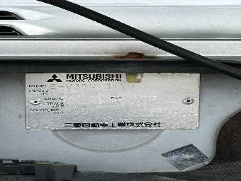 MITSUBISHI PAJERO 1997 Image 16