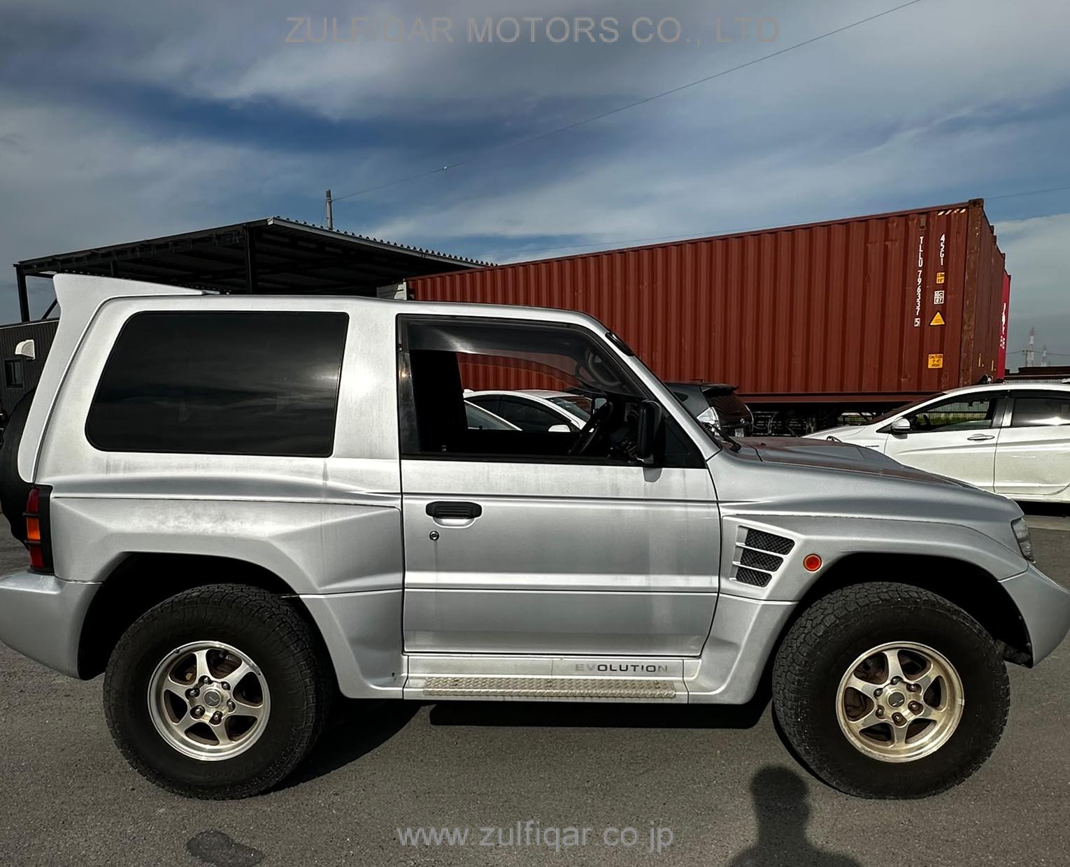 MITSUBISHI PAJERO 1997 Image 4