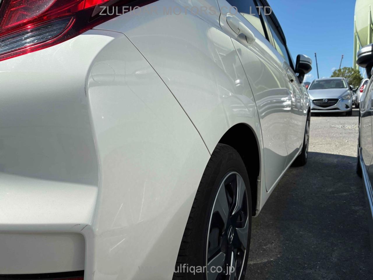 HONDA FIT HYBRID 2018 Image 8