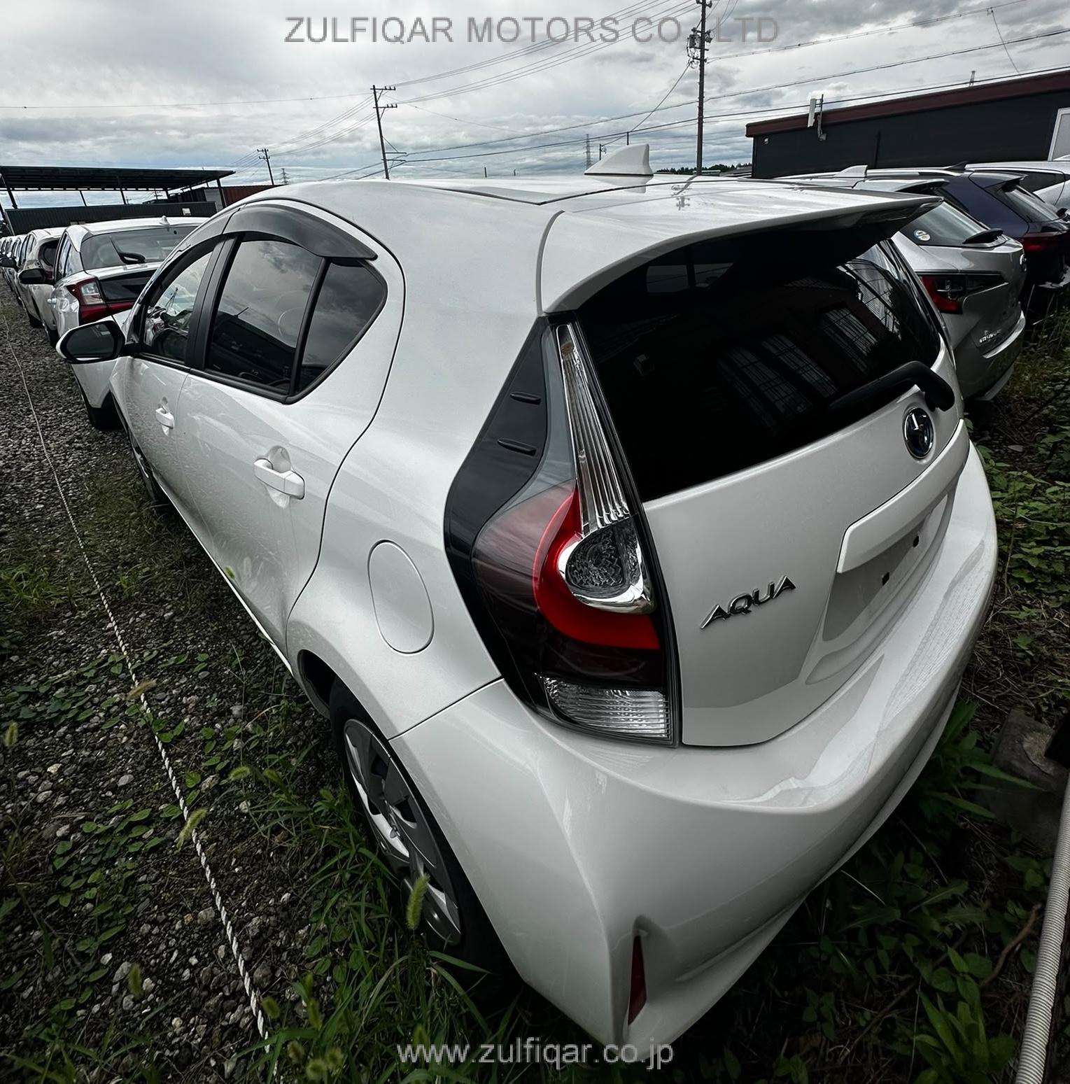TOYOTA AQUA 2021 Image 11