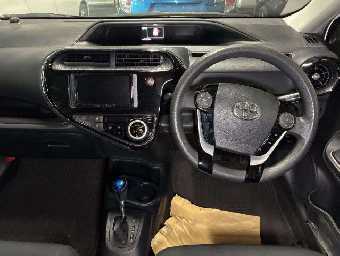 TOYOTA AQUA 2021 Image 6