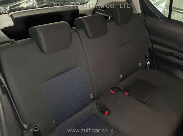 TOYOTA AQUA 2021 Image 7