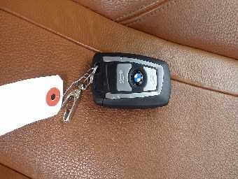 BMW 3 SERIES 2015 Image 11