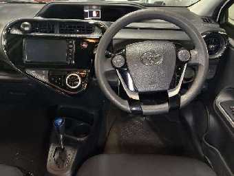 TOYOTA AQUA 2021 Image 6