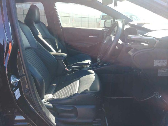 TOYOTA COROLLA TOURING 2020 Image 19