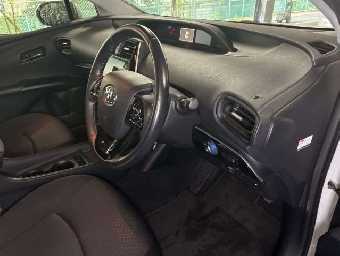 TOYOTA PRIUS 2022 Image 5