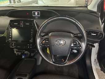 TOYOTA PRIUS 2022 Image 6