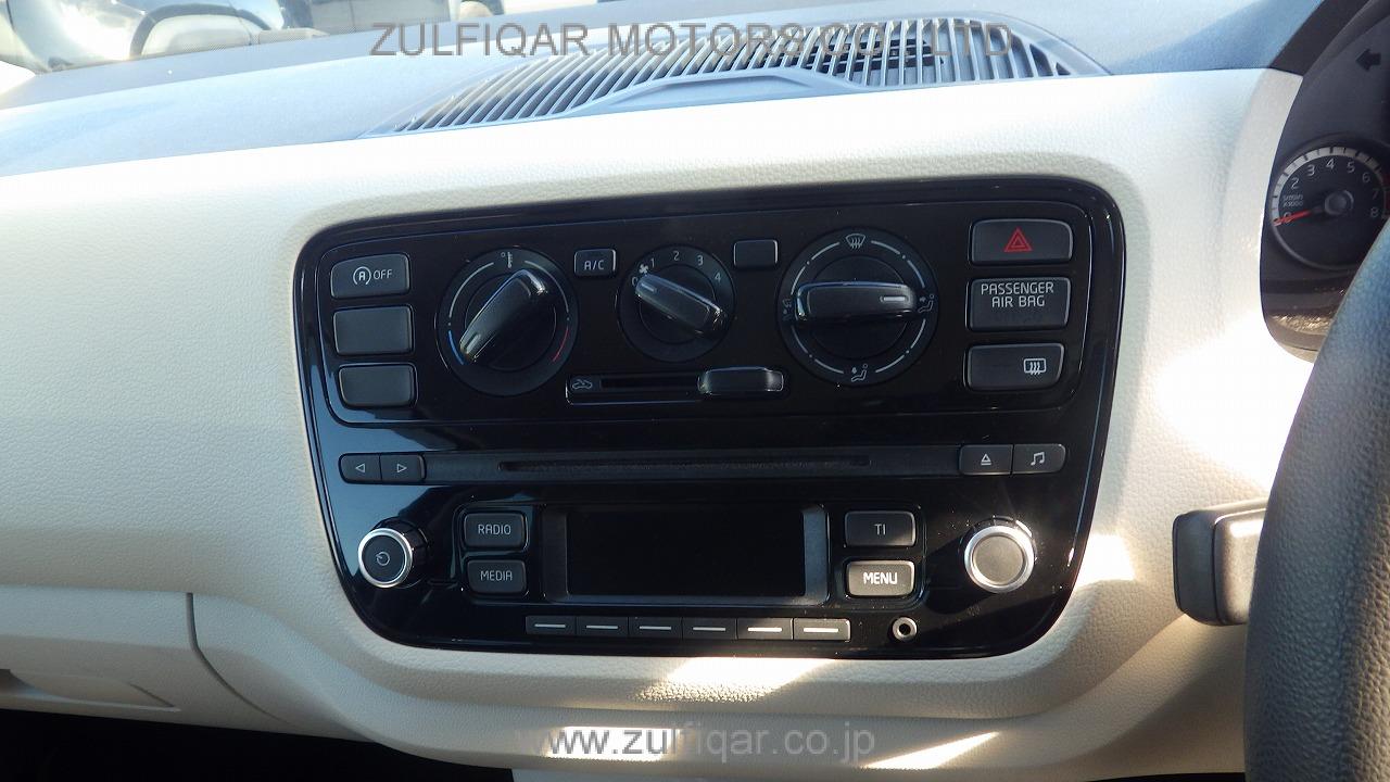 VOLKSWAGEN UP! 2015 Image 7