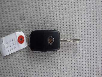 VOLKSWAGEN UP! 2015 Image 9