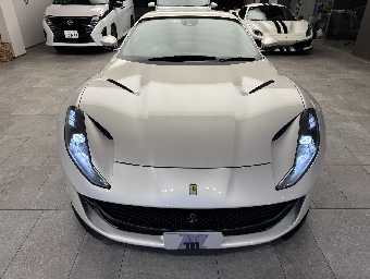 FERRARI 812 SUPERFAST 2020 Image 2