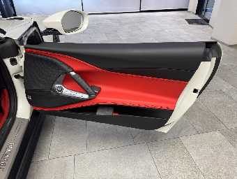 FERRARI 812 SUPERFAST 2020 Image 12