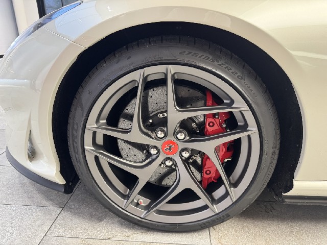 FERRARI 812 SUPERFAST 2020 Image 32