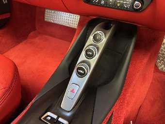 FERRARI 812 SUPERFAST 2020 Image 37