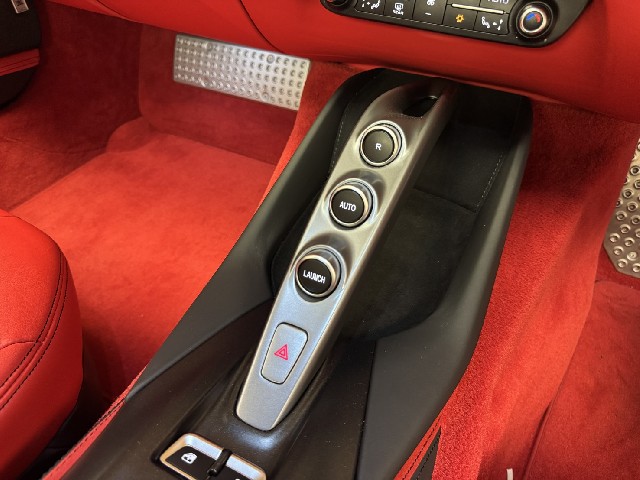 FERRARI 812 SUPERFAST 2020 Image 43
