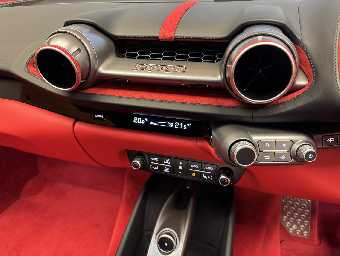FERRARI 812 SUPERFAST 2020 Image 38