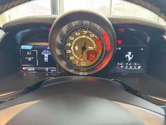 FERRARI 812 SUPERFAST 2017 Image 34
