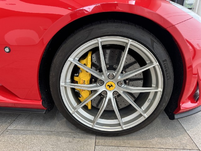 FERRARI 812 SUPERFAST 2017 Image 49