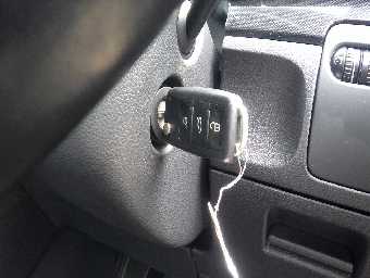 VOLKSWAGEN GOLF 2012 Image 10