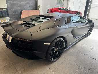 LAMBORGHINI AVENTADOR 2021 Image 13
